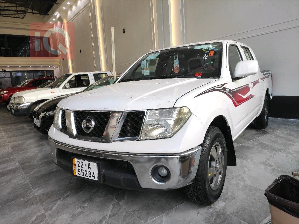 نیسان نەڤارا